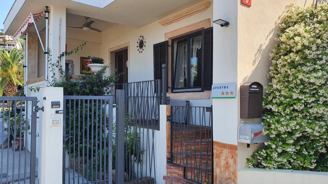 Studio-Apartments Monfort ポルトローシュ エクステリア 写真