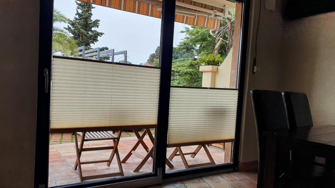 Studio-Apartments Monfort ポルトローシュ エクステリア 写真